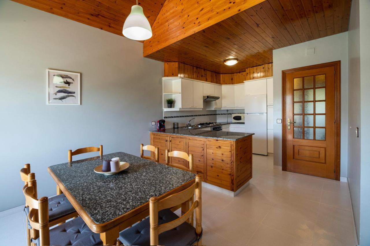Apartamentos En Playa Canelas Portonovo Bagian luar foto